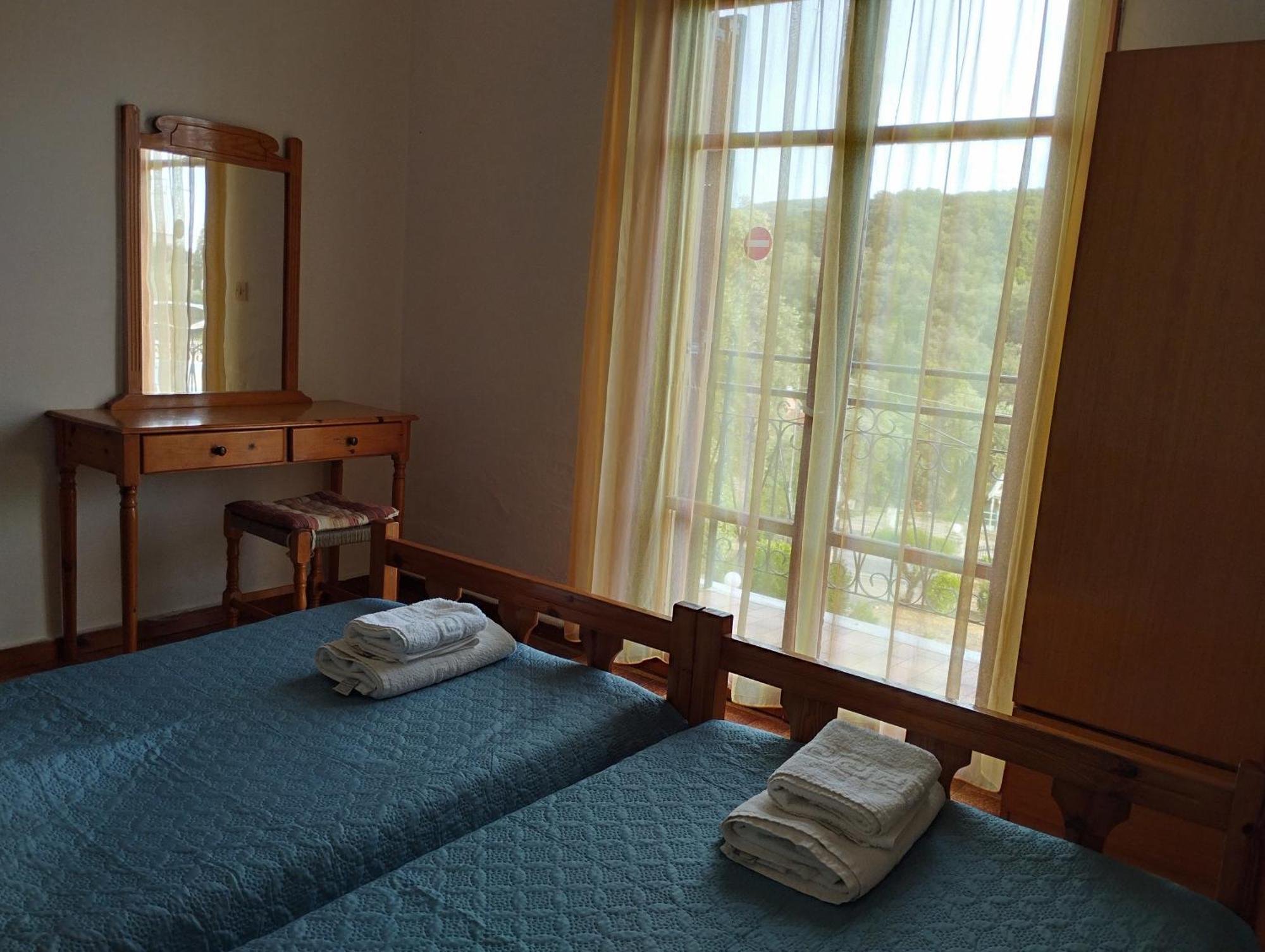 Elena Apartments Палеокастрица Экстерьер фото